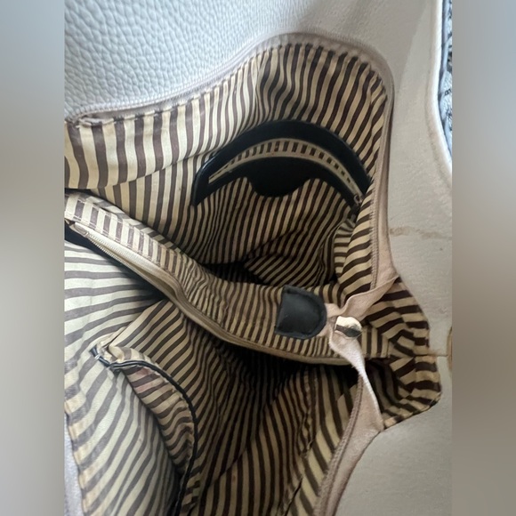 Purse - Picture 8 of 8